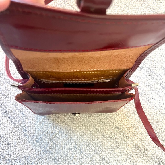 Red/brown Italian leather purse. Purchased in Italy. Never used. - Picture 4 of 7